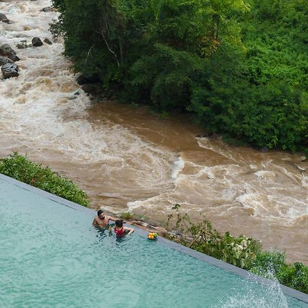 Eden Woods Resorts And Spa Munnar Exterior foto